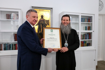Курганский сенатор Сергей Муратов получил награду ВРНС за поддержку Русского мира