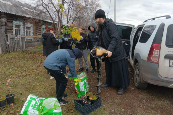 В Чимеевском монастыре продолжаются работы по благоустройству фруктового сада