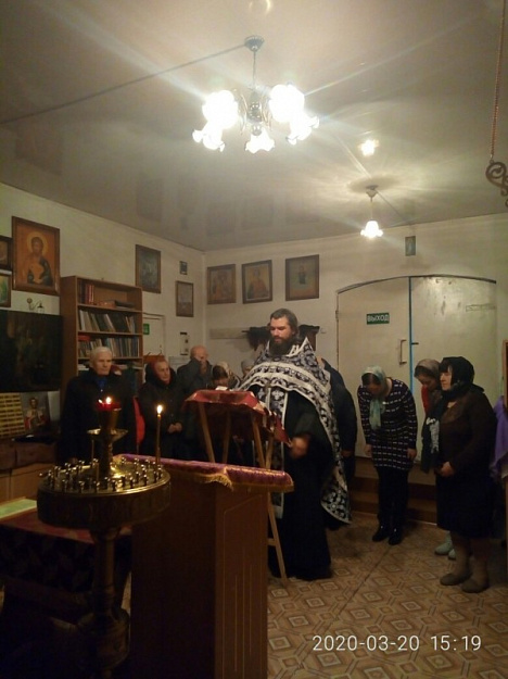 В Покровский храм села Мокроусово прибыл ковчег с мощами