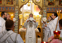 В Великую субботу митрополит Даниил совершил Литургию Василия Великого