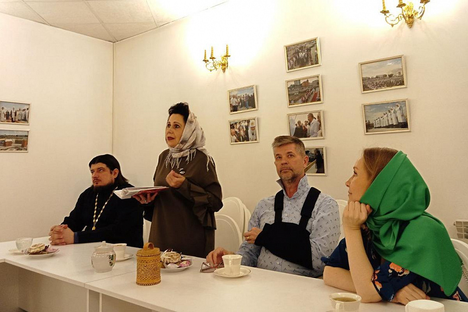 В Курганском клубе православных женщин говорили о роли творчества в воспитании детей