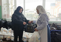 В Кургане православная служба «Милосердие» помогает эвакуированным из зоны наводнения