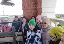 В селе Частоозерье школьники звонили в колокола