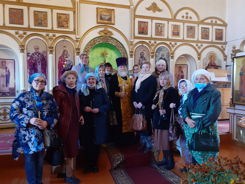 Социальные туристы проехали по православному кольцу Кургана