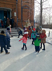 Дети из воскресной школы села Введенское поздравили прихожан с началом масленичной седмицы
