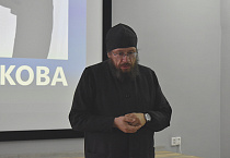 ​Курганский священник почтил память краеведа Павла Варлакова