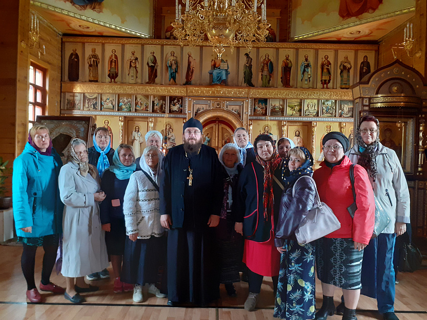 Паломники из Кургана побывали в Свято-Казанском мужском монастыре 