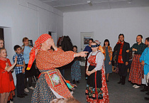 «Песни, пляски и пироги»: в Курганской епархии прошли старинные вечерки для молодежи