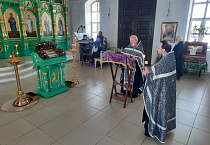 Воспитанники воскресной школы при Чимеевском мужском монастыре начало Великого поста отметили  пением на клиросе