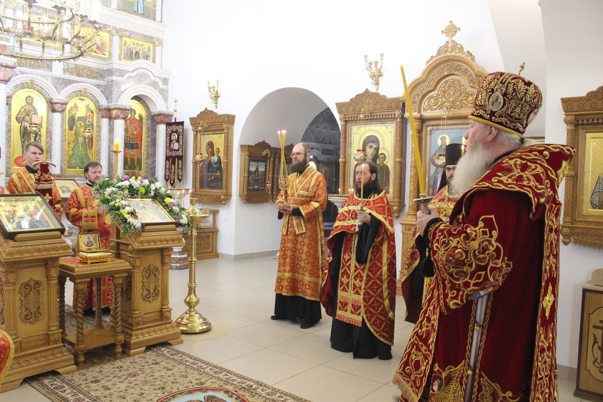 6 мая, в день памяти святого великомученика и Победоносца Георгия, митрополит Иосиф посетил Георгиевский храм в пос. Увал г. Кургана