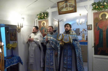 Престольный праздник встретили в курганском храме Покрова Пресвятой Богородицы