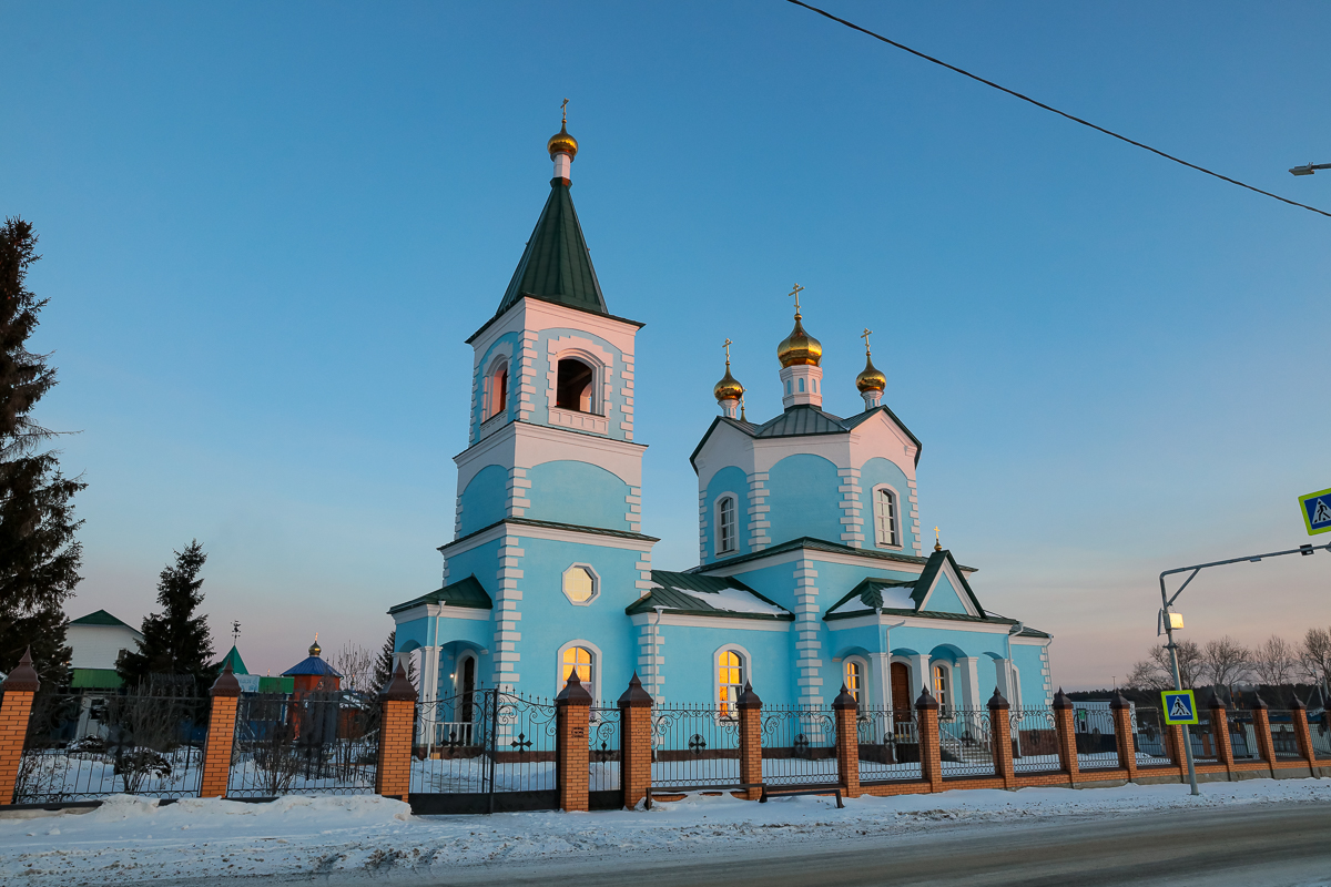 В день памяти святителя Агафангела митрополит Даниил совершил Литургию в Казанской Чимеевской обители