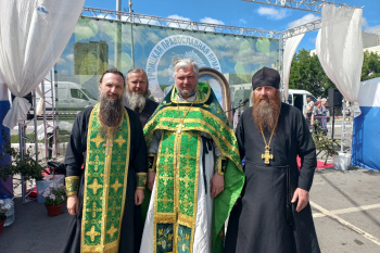 15 тысяч человек посетили в Кургане православную Троицкую  выставку-ярмарку 
