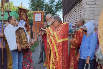 Курганский храм радостно встретил престольный праздник