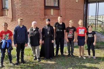 При храме в честь праведного Иоанна Кронштадтского открывается Воскресная школа