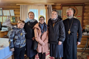 В храме великомученика Пантелеимона побывала гостья из Германии