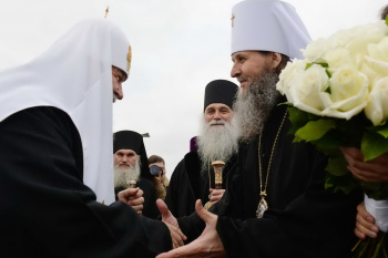 Святейший Патриарх Кирилл поблагодарил митрополита Даниила за устроение социального служения в Зауралье 