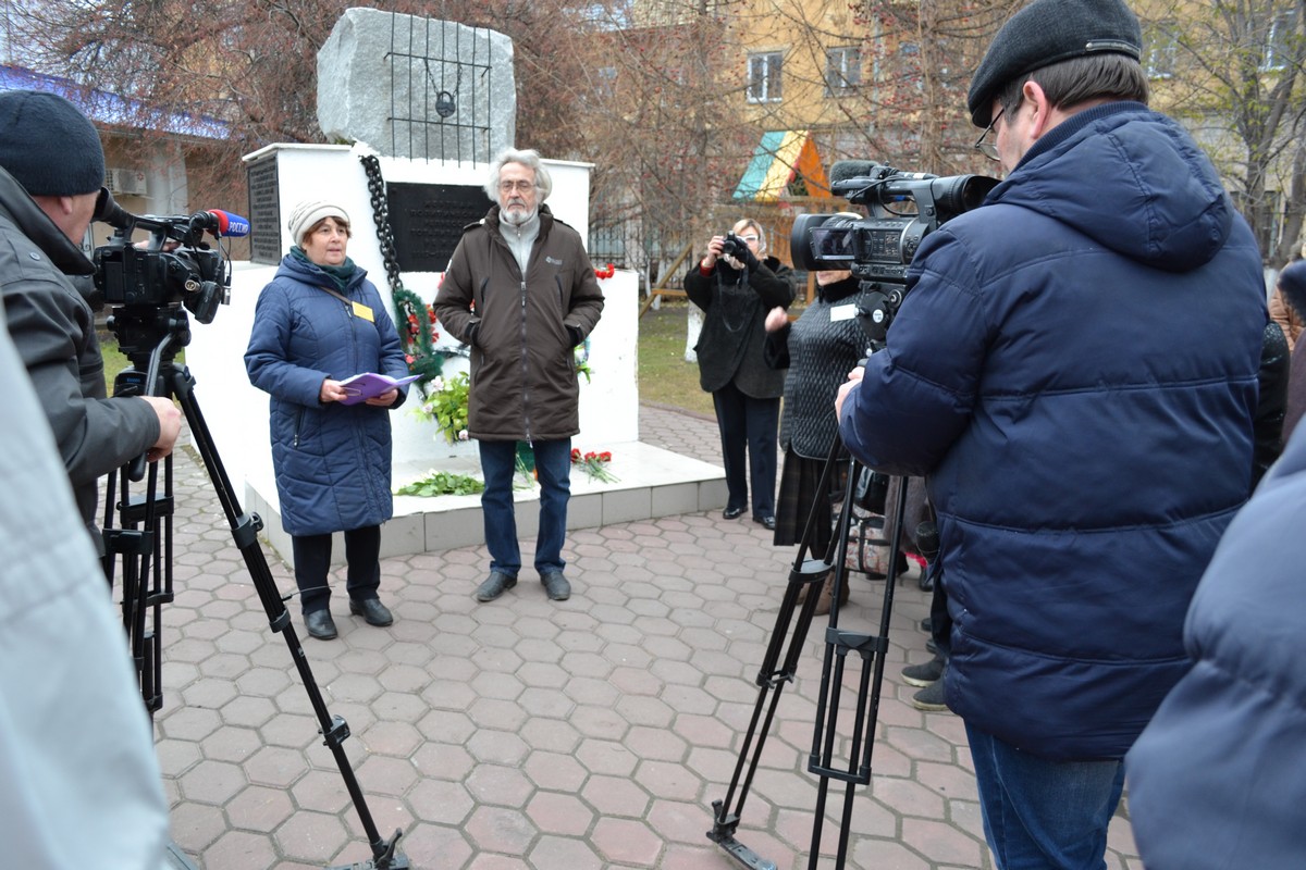 Курганские священники отслужили литию по зауральцам, пострадавшим от политических репрессий