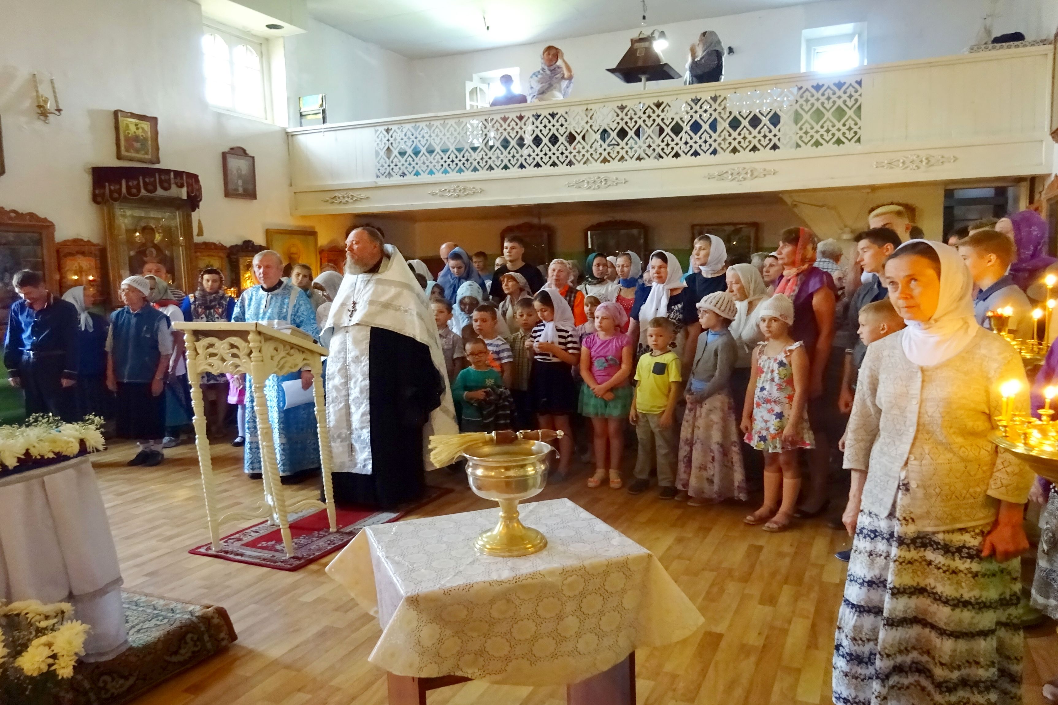 Молебен на начало учебного года в храме Рождества Христова