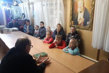 В воскресной школе храма микрорайона Рябково начались занятия