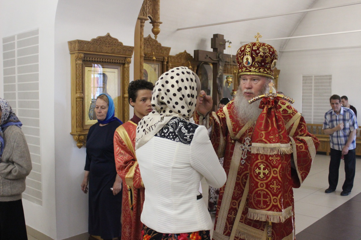 3 июня, в праздник Владимирской иконе Божией Матери, митрополит Курганский и Белозерский Иосиф возглавил богослужение в Богоявленском соборе г. Кургана