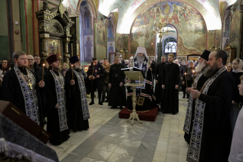 В первый день Великого поста митрополит Даниил прочитал первую часть покаянного канона