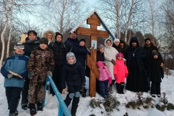 В Зауралье участники семейной гостиной «Очаг» побывали в русской избе