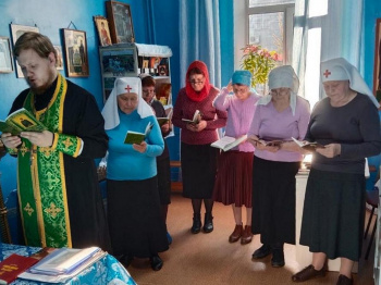 В областной больнице Кургана регулярно совершаются молебны