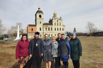 Никольский храм села Усть-Суерское подготовился к Пасхе