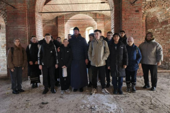 В строящемся храме села Глядянское прошла экскурсия для 8-классников