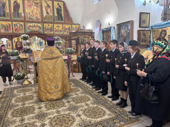 Ученики кадетского класса побывали в храме микрорайона Рябково