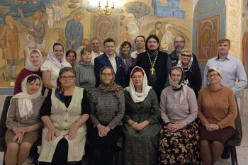 В Курганском клубе православных женщин обсудили тему зла и страданий