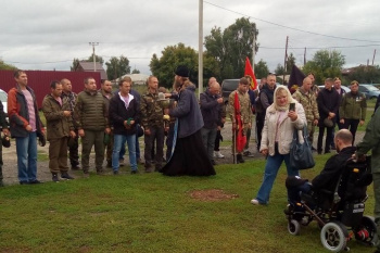 В Зауралье священник из Черемухово освятил памятник погибшим спецназовцам