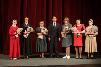  Сестра милосердия Курганской епархии Наталья Ульянова награждена знаком отличия «Материнская слава»