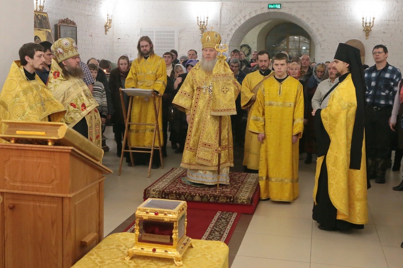 В канун Недели 26-й по Пятидесятнице в Богоявленский собор Кургана был доставлен ковчег с честной главой святого мученика Валерия. Митрополит Иосиф возглавил воскресные богослужения в Богоявленском соборе