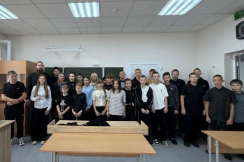 По инициативе сельского священника в Межборской школе прошёл урок о патриотизме