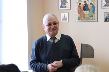 В День знаний Курганские радиослушатели познакомились с православной школой