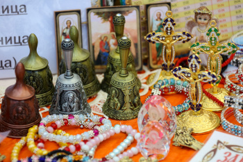 В Кургане неподалёку от Троицкого собора открылась традиционная Троицкая выставка-ярмарка