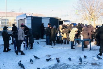 В курганском «Сквере Милосердия» кормят горячими обедами и помогают в социальной адаптации