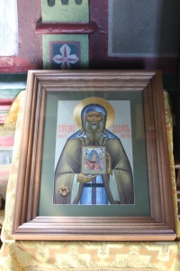 Икона с мощами преподобного Далмата Исетского