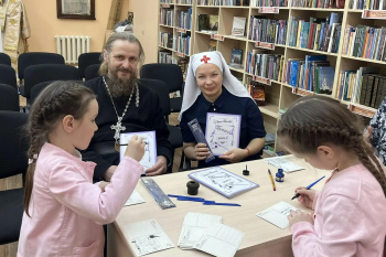 В приходской библиотеке Порт-Артурского храма говорили об истории книг