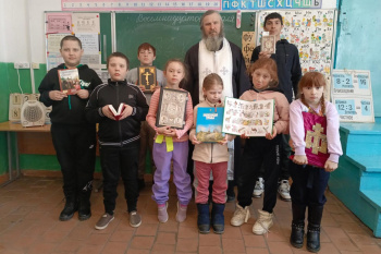 Открытый урок для младшеклассников провёл священник из зауральского села
