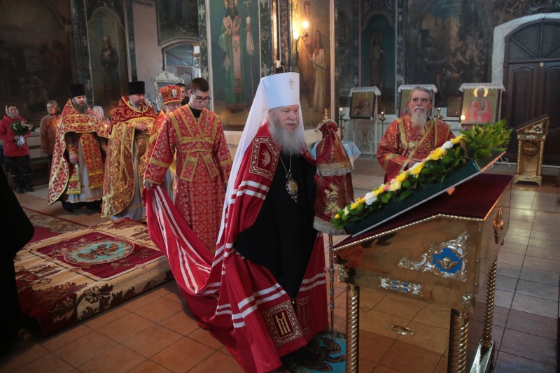 В четверг Светлой седмицы митрополит Курганский и Белозерский Иосиф посетил село Введенское Кетовского района