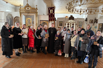 В гостях у батюшки на Масленицу: кетовские педагоги съездили в храм в село Утятское