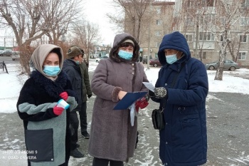 В курганском «Сквере Милосердия» подопечных проверяли на СПИД и консультировали по вакцинации