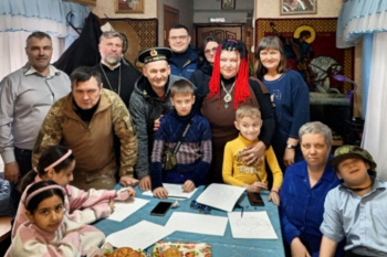 В курганском храме Пантелеимона Целителя отпраздновали 23 февраля