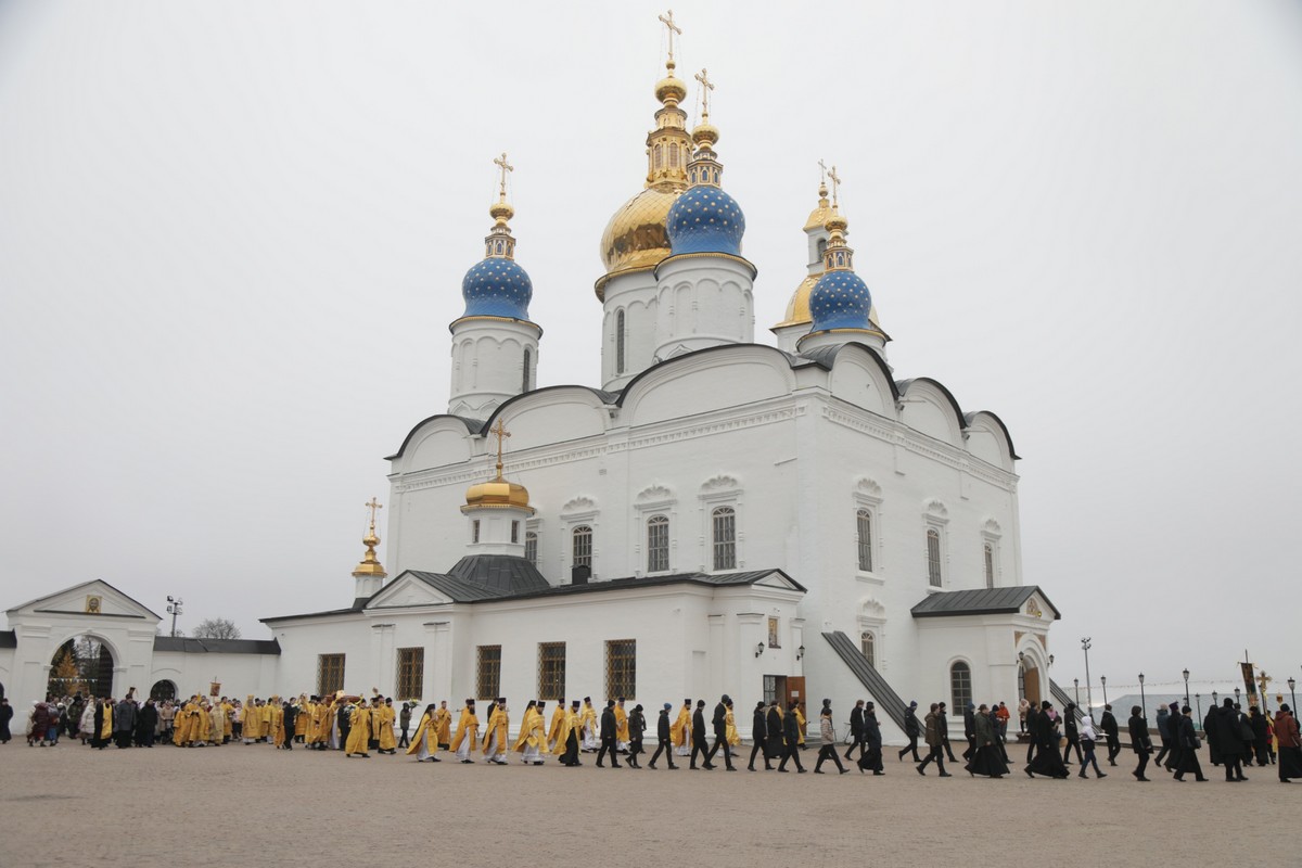 Митрополит Даниил принял участие в торжествах в честь небесного покровителя Тобольской митрополии