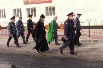 В Зауралье православный и мусульманский священники посетили заключенных