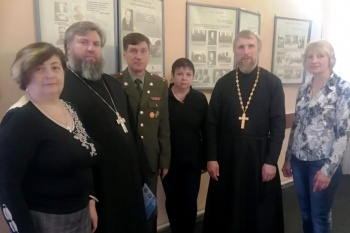 Курганские священники встретились с личным составом областного военного комиссариата