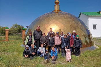Школьники из Менщиково побывали в храме села Утятское
